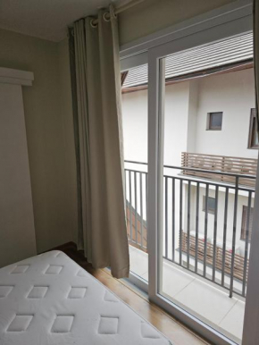 Apartamento 1 suíte a 500m da rua coberta para 4 pessoas